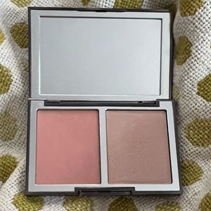 Wayne Goss The Weightless Veil Blush Palette in Desert Blossom